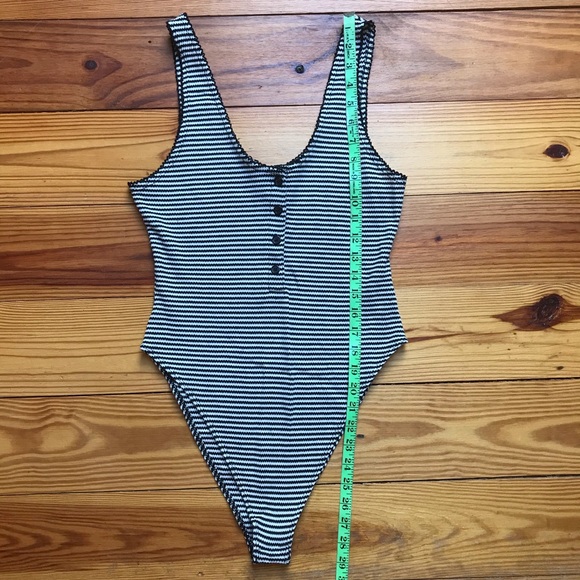 Wild Fable Black White Striped Bodysuit, EUC, M - Picture 9 of 14